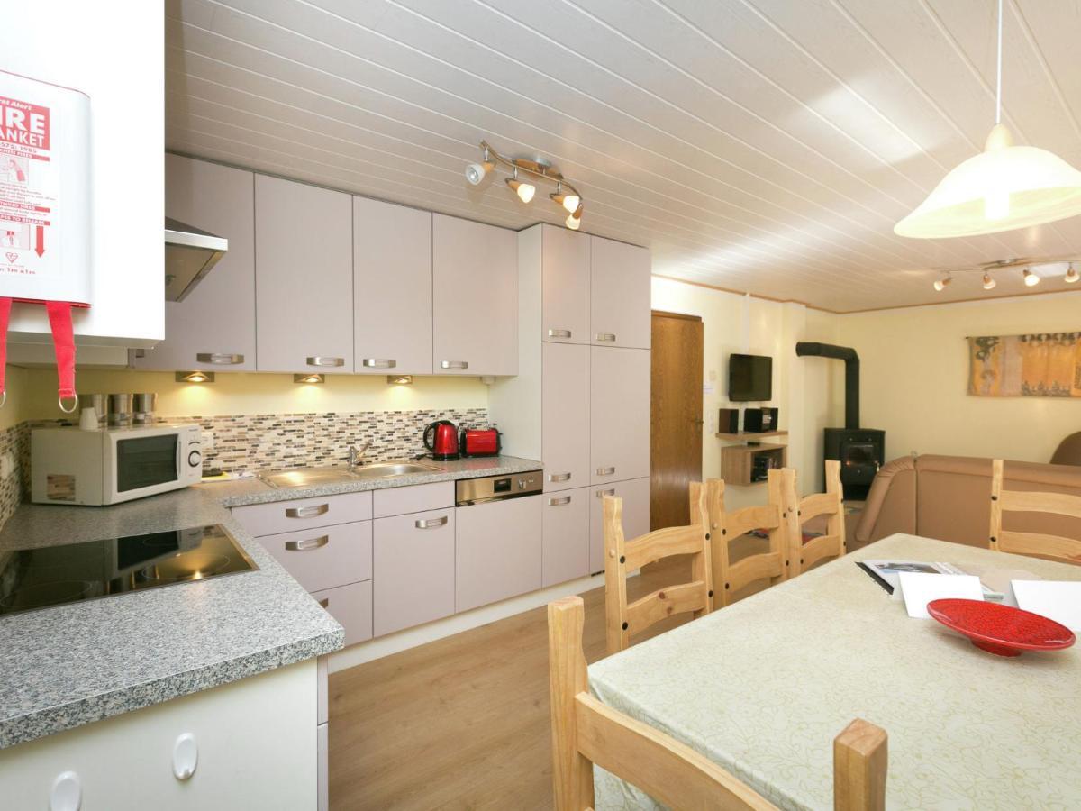 Apartment In Salzburgerland Near The Ski Area Вихофен Екстериор снимка
